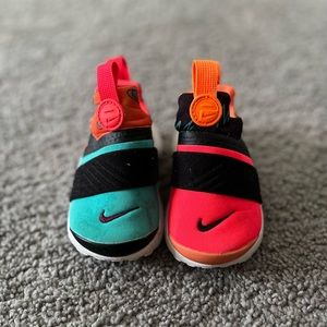 Toddler Nike  Total Orange & Hyper Jade Presto Extreme Sneaker